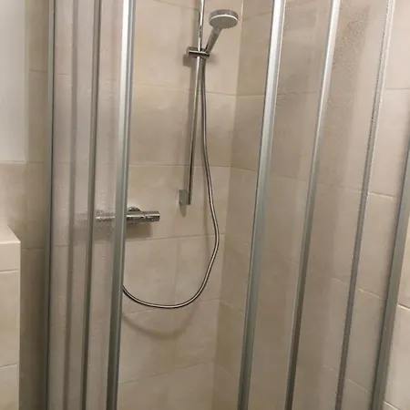 Hotel Hotel-pension Zum Paradies
