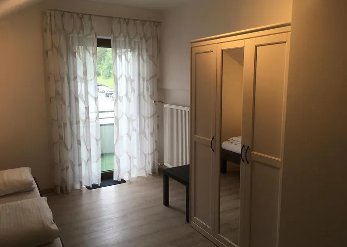 苏姆帕拉迪斯酒店 2*