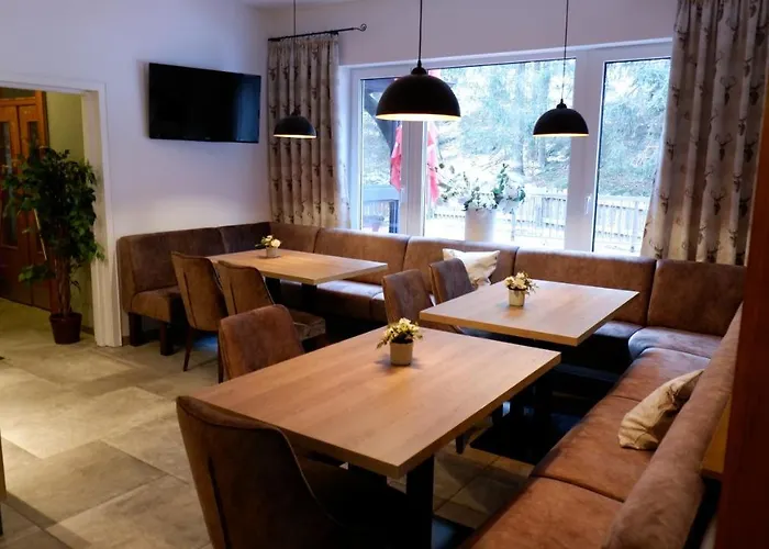 苏姆帕拉迪斯酒店 2*