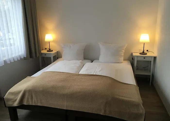 Hotel-pension Zum Paradies 호텔 2*